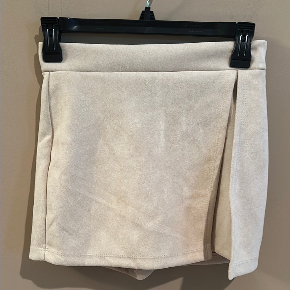 Altar’d state Beige Mini skort